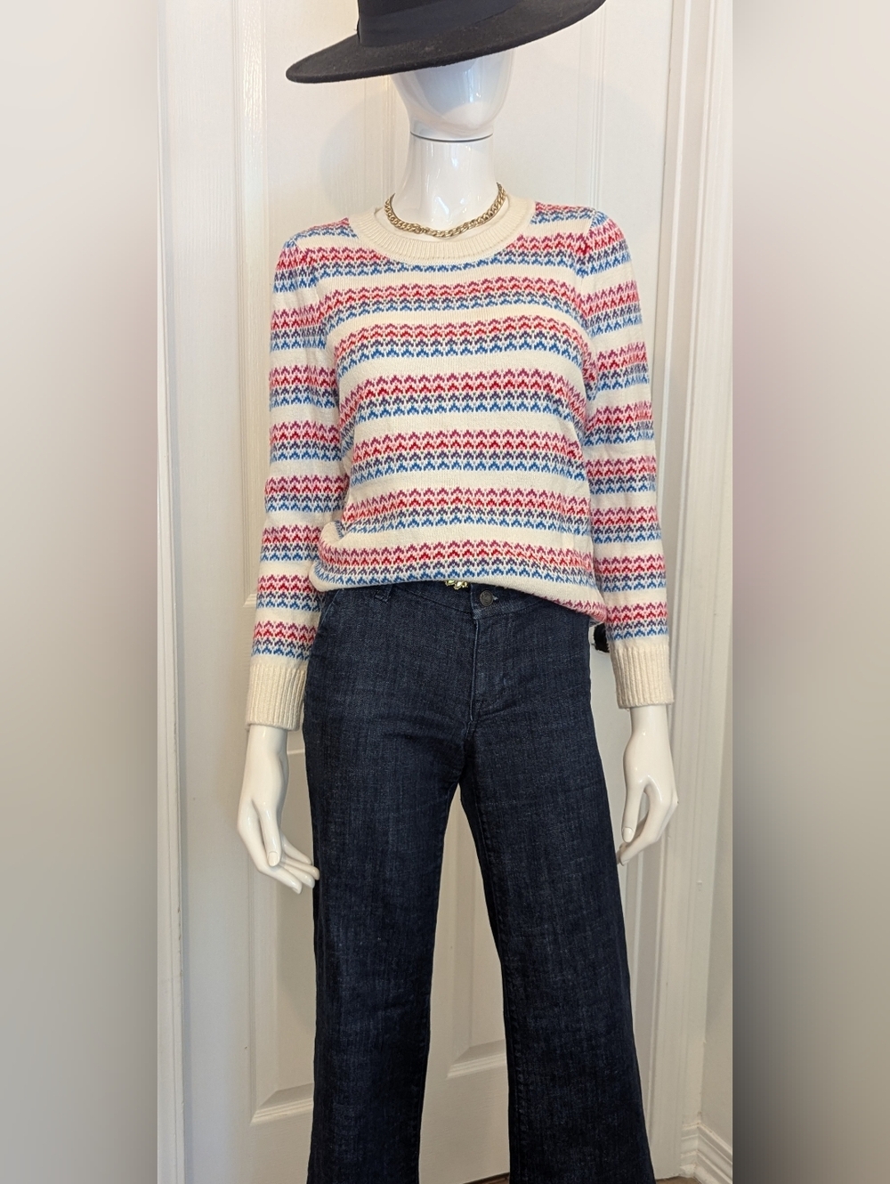 Talbots Cream Crewneck Sweater with Red & Blue And Green  Mp